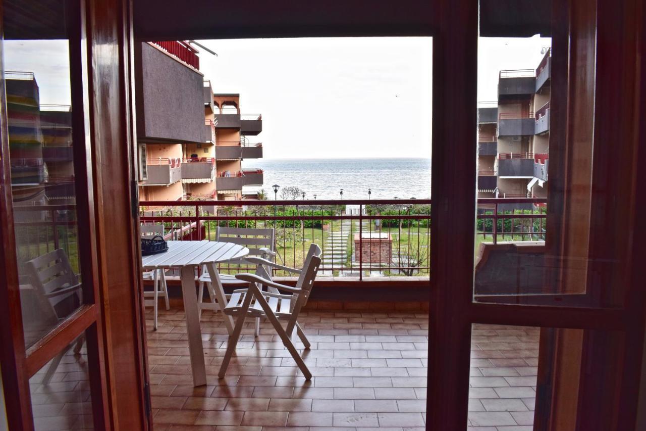Beach House Blue Holiday Letojanni Exterior photo